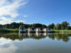 Luxury houseboat for 3 people, by the sea, Łazy